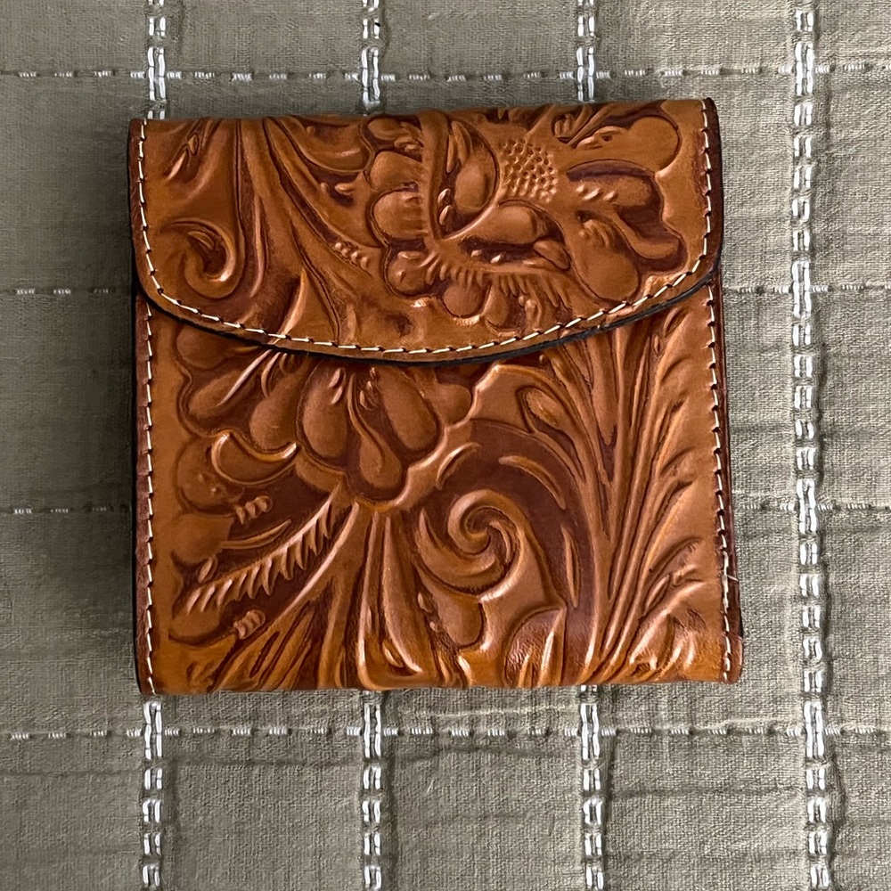 Patricia Nash Reiti Bi-Fold Wallet NWOT